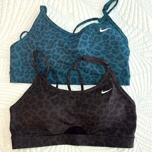 Used once Nike sports bras